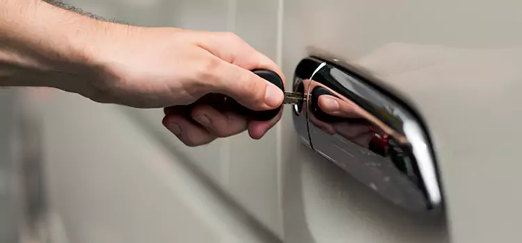 Why Choose Our Auto Locksmith Team in Kent, WA?